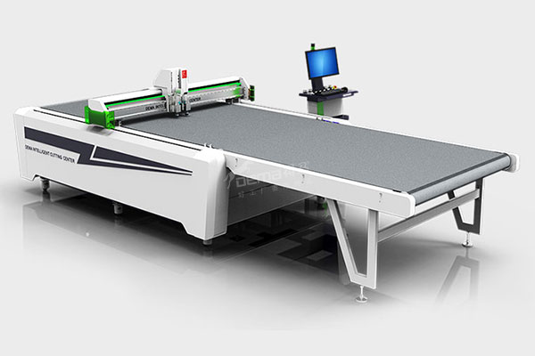 帶分揀平臺的得馬F11高速裁切機